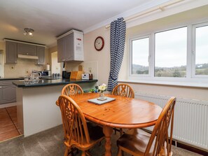 Dining - The Hayloft Cottage Apartment (Lyme Regis)