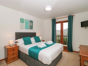 3 Schlafzimmer, individuell dekoriert, individuell eingerichtet