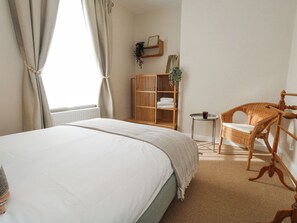 6 Schlafzimmer, individuell dekoriert, individuell eingerichtet