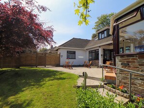 Exterior - Swans Nest (Falmouth)