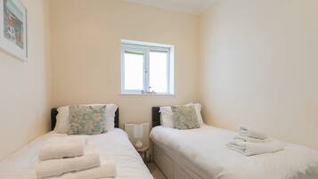 2 bedrooms, individually decorated, individually furnished, free WiFi