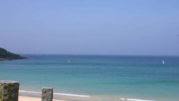 Playa en los alrededores