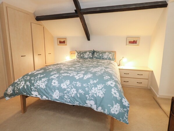 4 yatak odası, ayrı ayrı dekore edilmiş, ayrı ayrı döşenmiş 