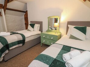 3 bedrooms, individually decorated, individually furnished, free WiFi