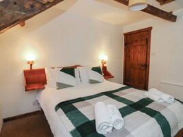 3 bedrooms, individually decorated, individually furnished, free WiFi