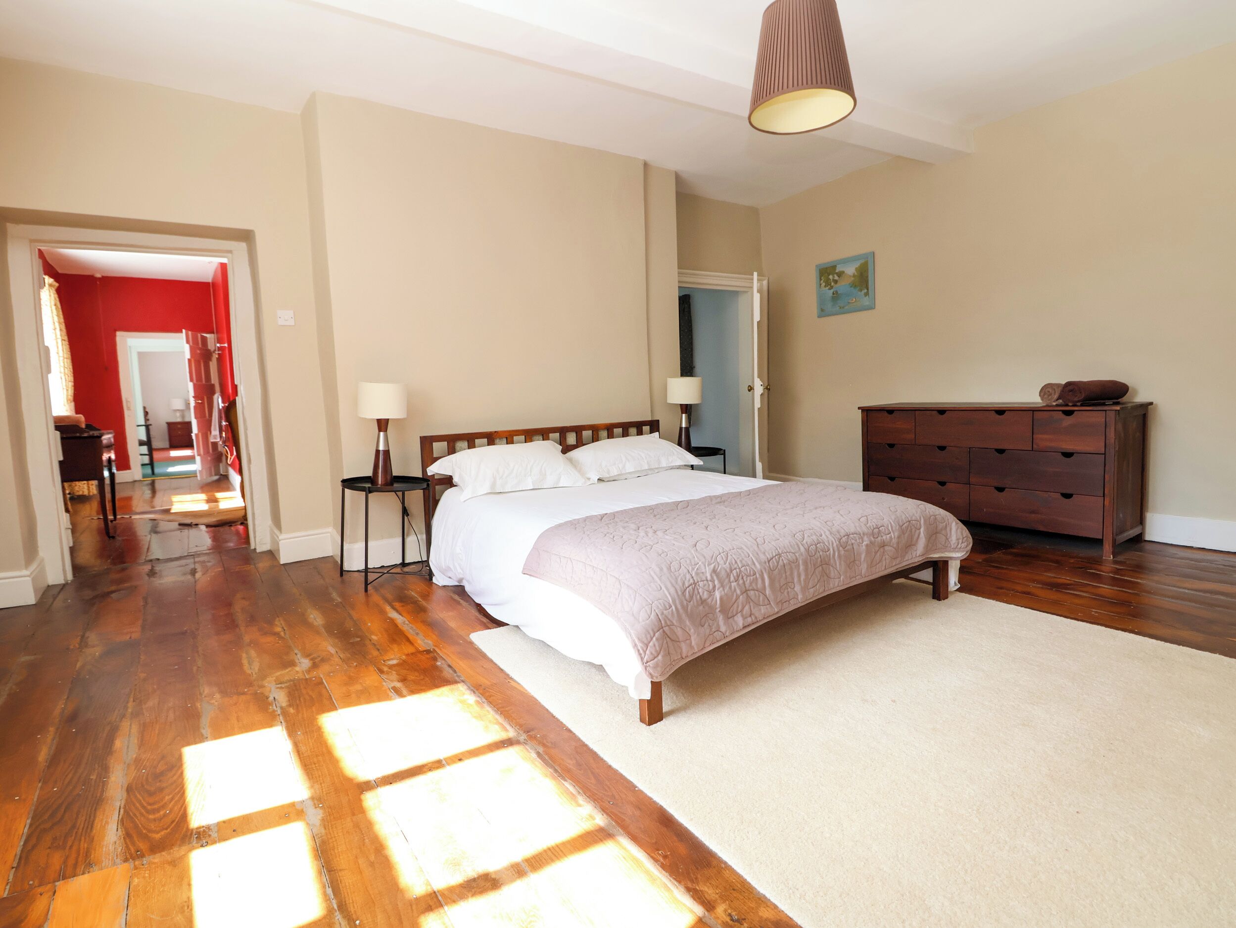 7 bedrooms, individually decorated, individually furnished, free WiFi