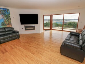 Living area - Preseli Heights (Pembroke Dock)