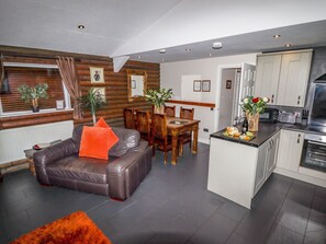 Living area - The Roe (Saint Asaph)