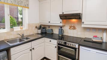 Cottage | Interior