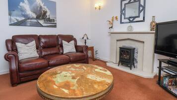 Cottage | Interior