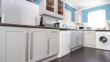 Fridge, dishwasher, electric kettle, toaster