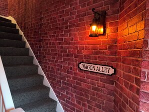 Interior - The Wizard's Chamber (Alnwick)