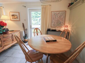 Dining - Little Hallgarth (Keswick)