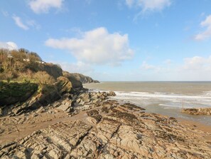 Beach nearby - Ocean View (Ilfracombe)