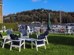 Outdoor dining - 39 Dart Marina (Dartmouth)