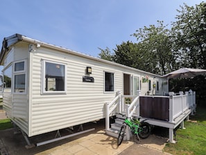 Exterior - 25 Kingfisher Court (Lincoln)