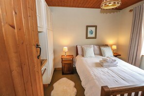 3 kamar tidur dan didekorasi berbeda-beda