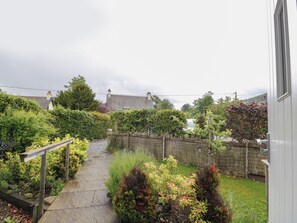 Property grounds - Garden Lodge (Pitlochry)