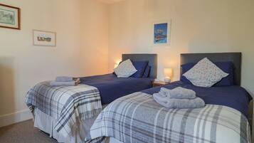 2 bedrooms, individually decorated, individually furnished, free WiFi