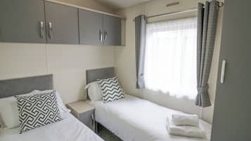 2 habitaciones, decoración personalizada y muebles diferentes