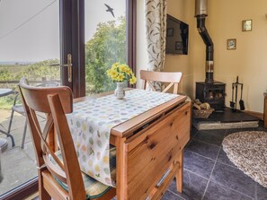 Dining - Dolphin Bach (Holywell)