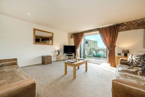 Living area - Teal (Beccles)