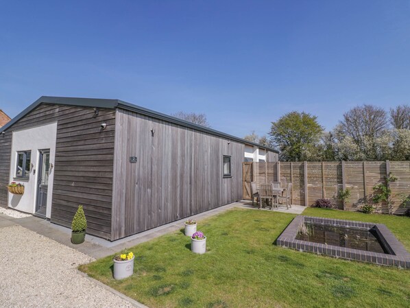 Cottage | Outdoor dining