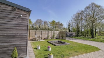 Cottage | Outdoor dining