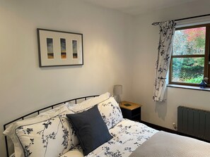 1 chambre, décoration personnalisée, ameublement personnalisé