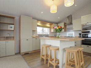 Fridge, dishwasher, electric kettle, toaster