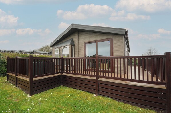 Exterior - Lodge 73 at Riviera Bay Coastal Retreat (Brixham)