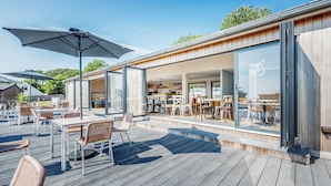 Cottage | Outdoor dining