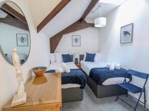 2 bedrooms, individually decorated, individually furnished, free WiFi