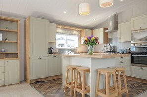 Fridge, dishwasher, electric kettle, toaster