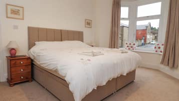 4 soverom, individuelt dekorert og individuelt innredet