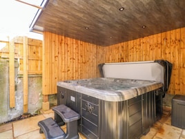 Bañera de hidromasaje interior
