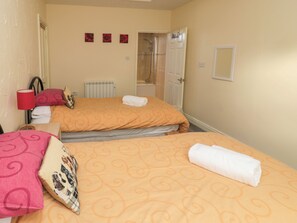 1 chambre, décor unique, ameublement unique, accès au Wi-Fi (inclus)