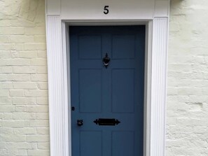 Exterior detail - River Cottage (Derby)