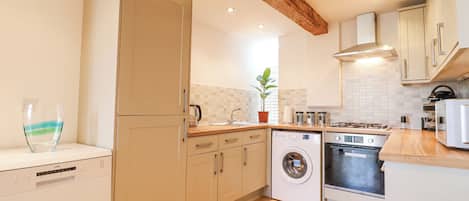 Cottage | Interior