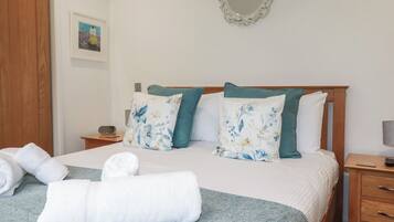 2 chambres, Wi-Fi gratuit, décoration personnalisée