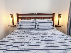 5 phòng ngủ, trang trí khác biệt