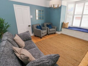 Interior - Suffolk House (Narberth)