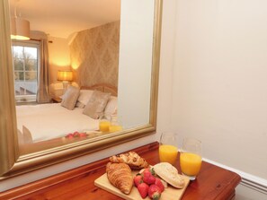 7 chambres, décoration personnalisée, ameublement personnalisé