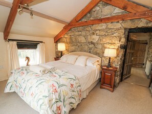 6 chambres, décoration personnalisée, ameublement personnalisé