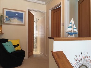 Interior - Maceley (Kingsbridge)