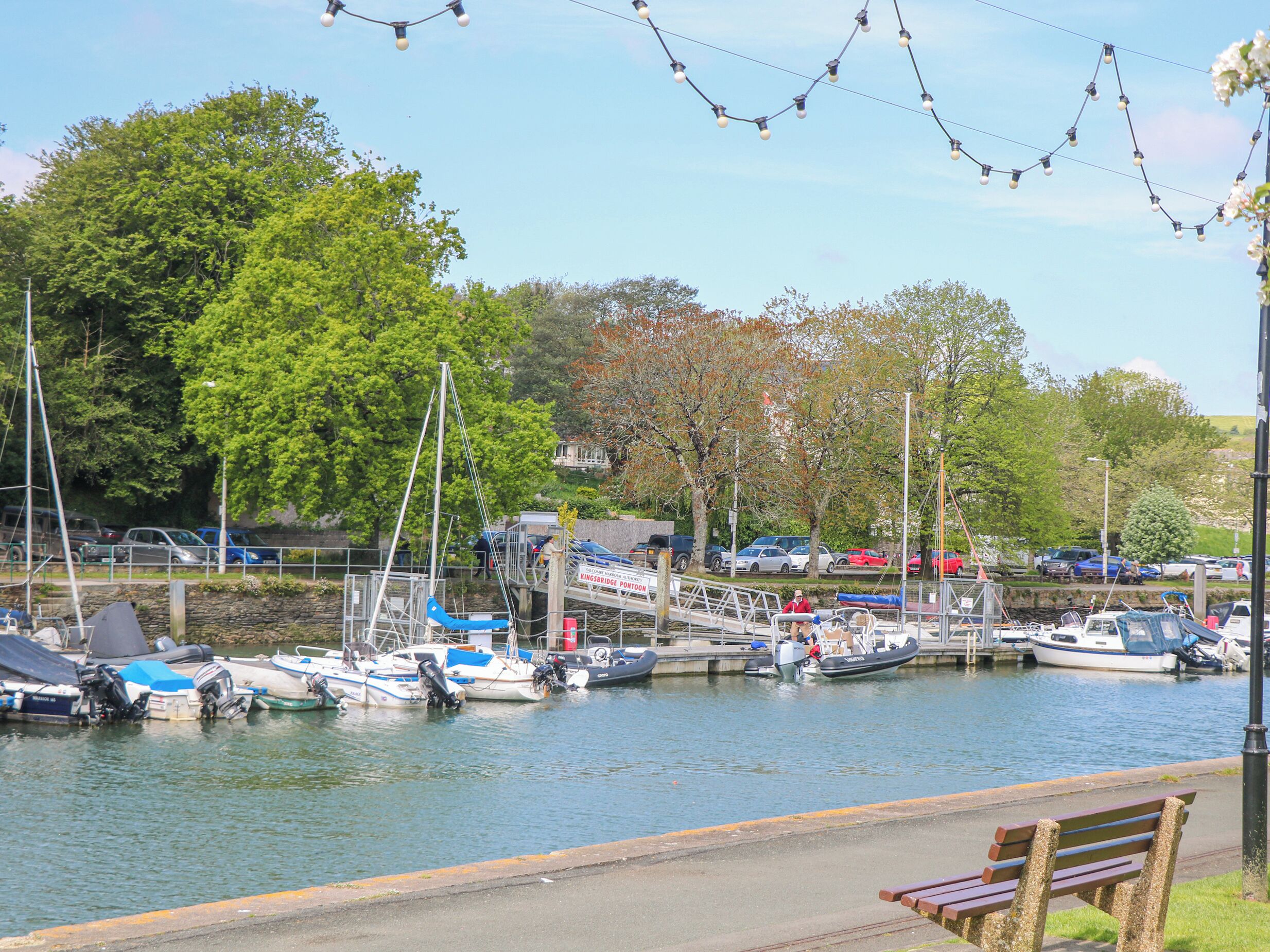 Marina/club náutico