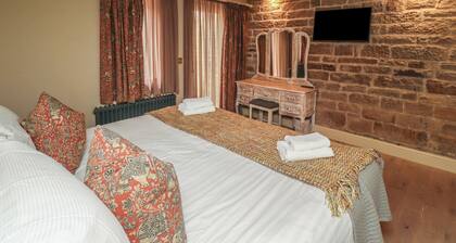 Grooms Cottage