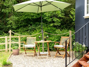 Outdoor dining - Bedwen (Llanarth)