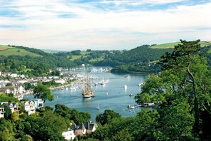 Marina - Broadstone Boathouse (Dartmouth)