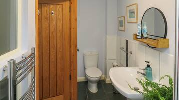 Een douche, een haardroger